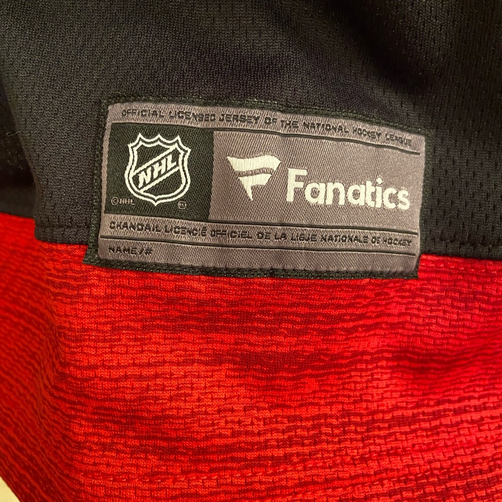 Fanatics Hurricanes NHL Jersey Women’s M - Picture 5 of 5